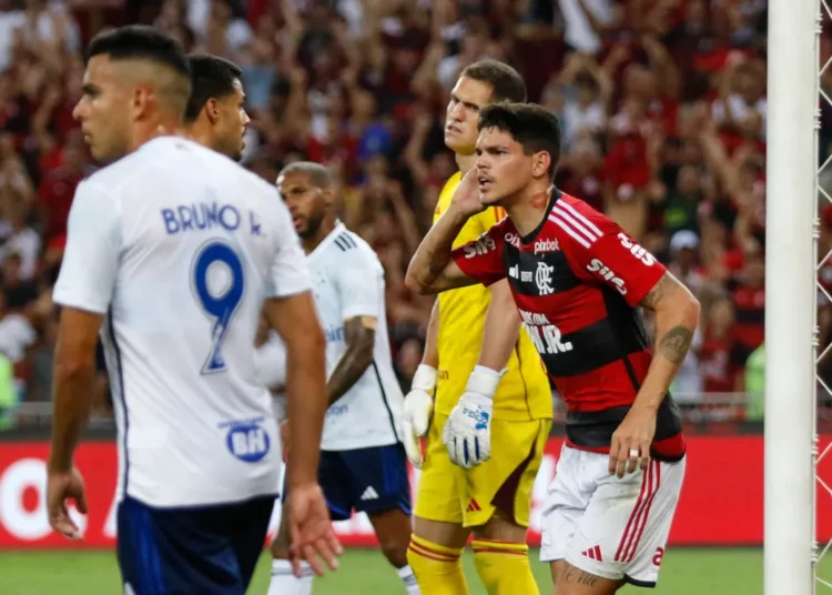 Flamengo chưa từng để thua đối thủ này trong 6 lần đối đầu gần đây